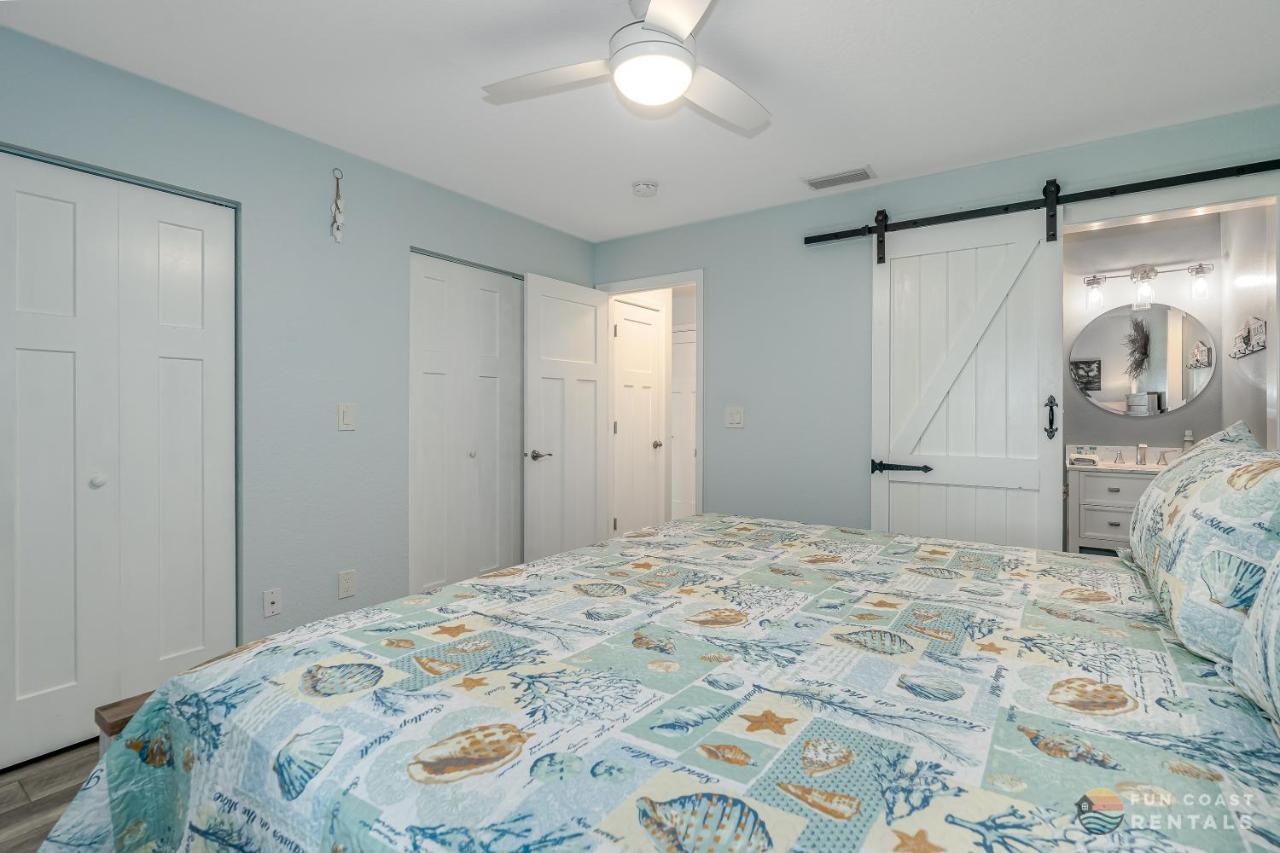 Dog Friendly Home Wprivate Fenced Yard, Garage & Fire Pit Steps To The Beach! New Smyrna Beach Exterior foto